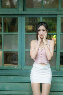 女儿初长成爸爸来尝鲜食品